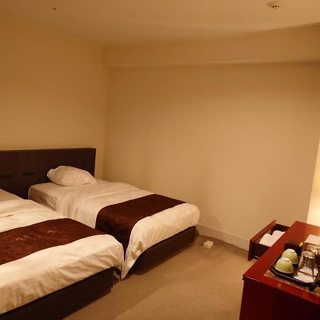 King Ambassador Hotel Kumagaya Exterior foto
